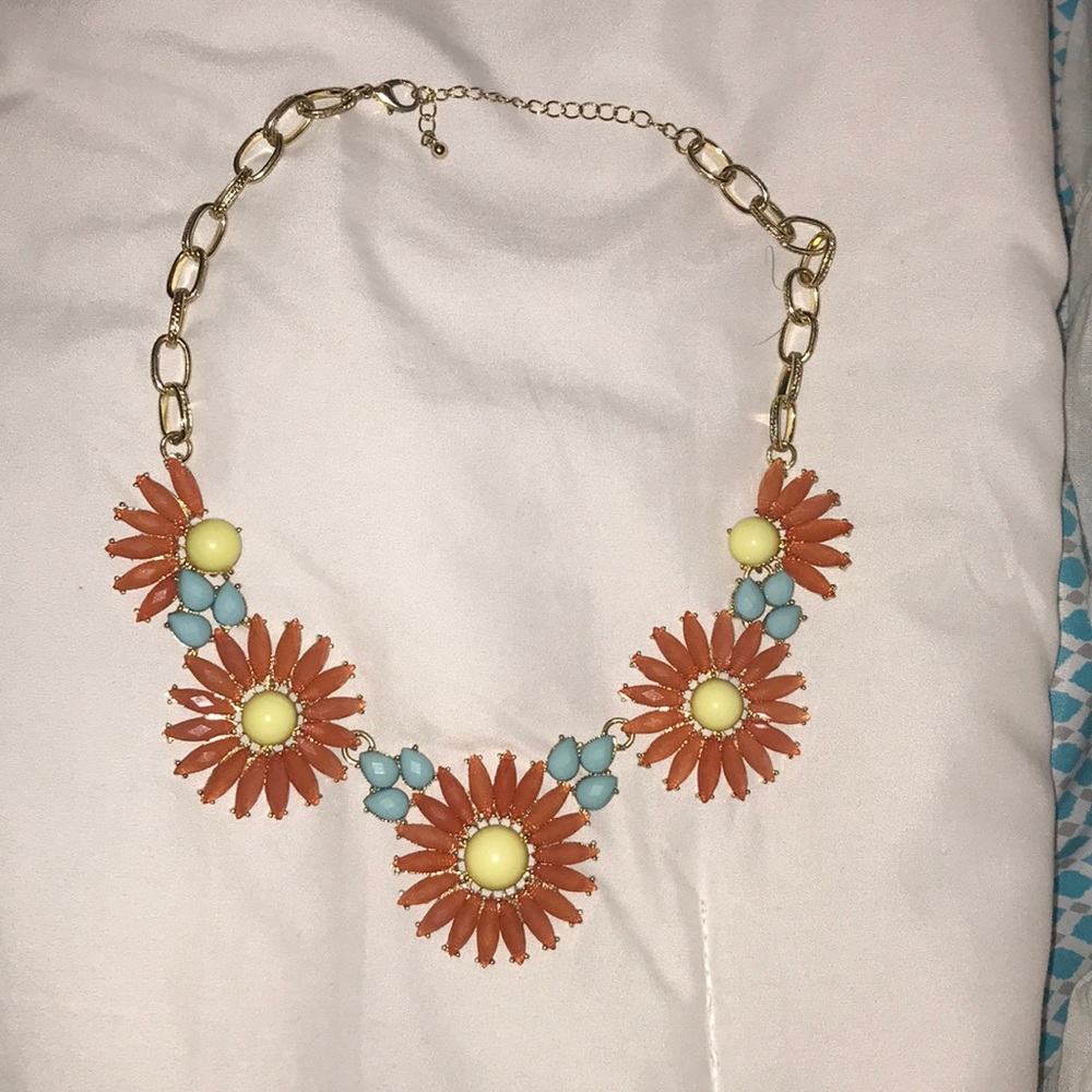 BRAND NEW necklace